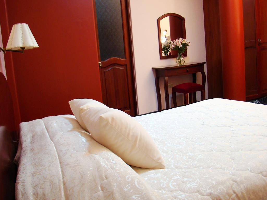 Hotel Torre Norte Trujillo Buitenkant foto